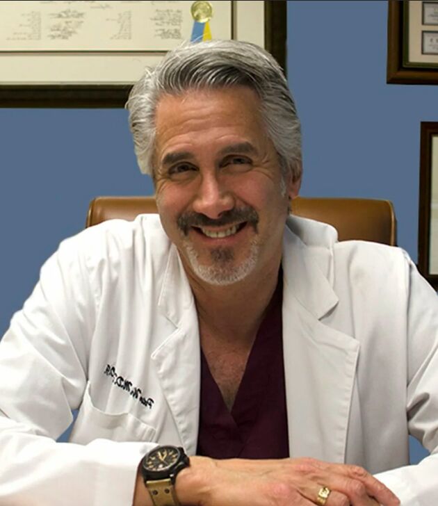 Médico Dermatologista Ykharo Lopes